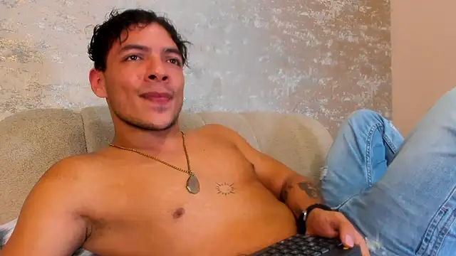 OliverWyse's Live XXX Chat