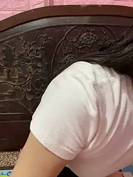 Chat +18 de Thu_yaha ao vivo