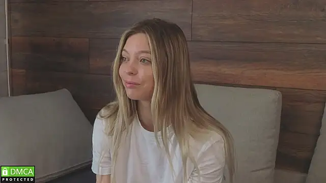 Chat +18 de EmilieLong ao vivo