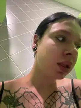 Chat +18 de AlishaOfThorns ao vivo