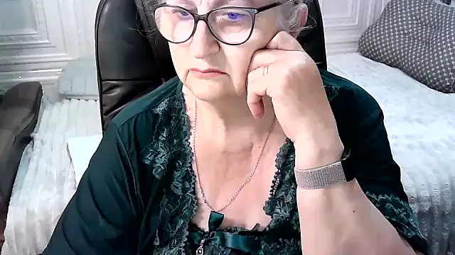 LolkaAlyss: απευθείας συνομιλία ΧΧΧ