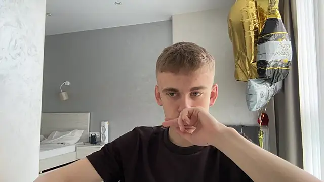 SoloFury Live XXX Chat