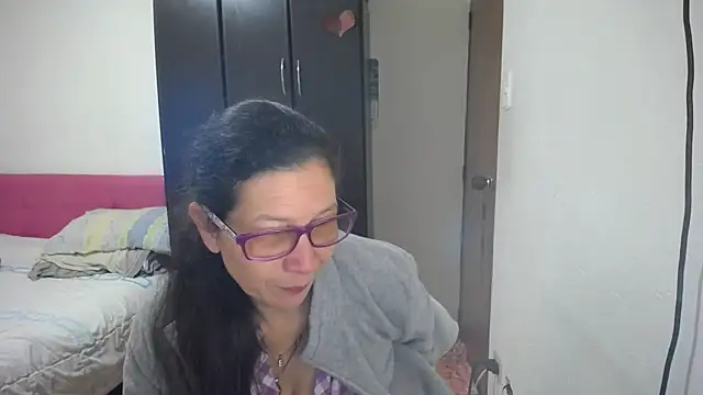latin49 Live XXX Chat