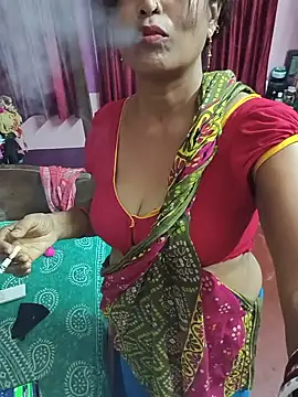 Little-Roshni লাইভ XXX চ্যাট