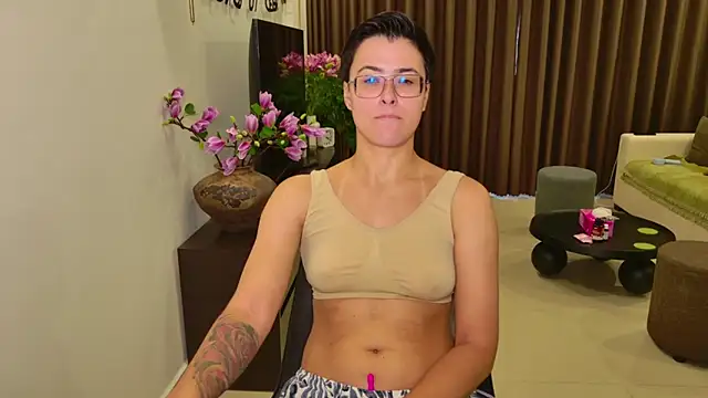 SashaNotFound's Live XXX Chat