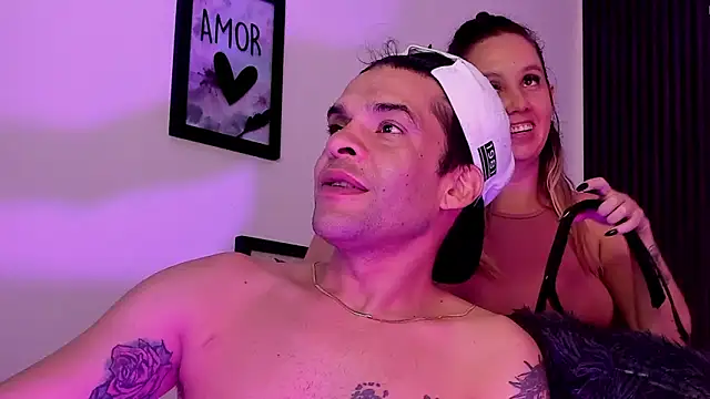 Chat XXX ao vivo de Mia_and_Erick