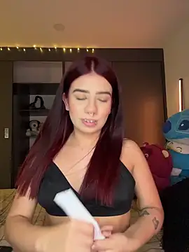 Your_rosalie élő XXX-chatje