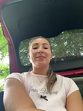 Wonder_Kari Chat XXX live