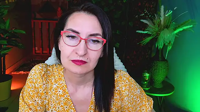 Chat +18 de UnaTerra ao vivo