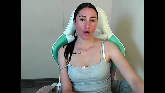 Cammil1a_horn 라이브 XXX 채팅