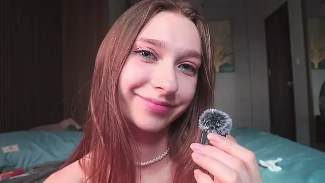 Your_Alisaa Adlı Modelin Canlı XXX Sohbeti