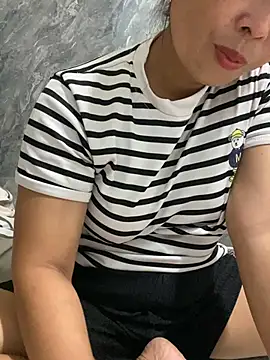 Linaannn's Live XXX Chat