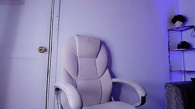 BadKittyTS live XXX chat