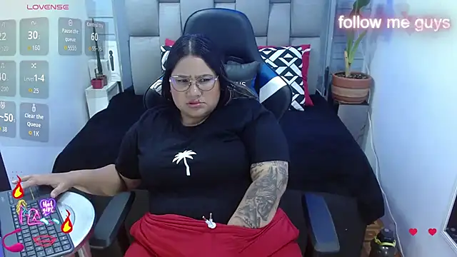 evelin_zaens élő XXX-chatje