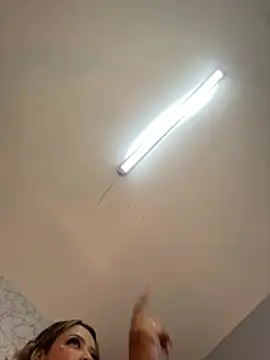 XXX chat uživo modela GenesisBlaze