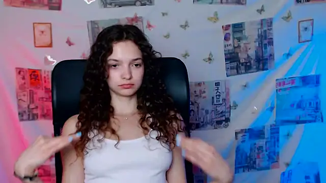 _SusieSu_ Adlı Modelin Canlı XXX Sohbeti