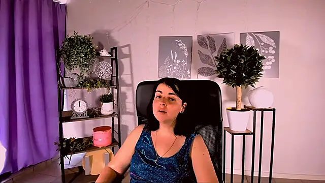 MartaEdams Adlı Modelin Canlı XXX Sohbeti