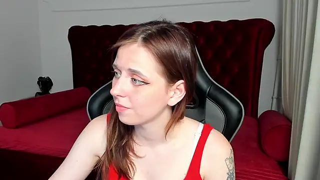 FreyaVeys' Live XXX Chat