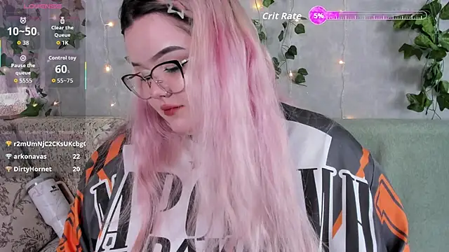 _CandyM1lky_ Chat XXX live