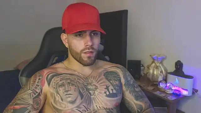 Ades_Lowe Live XXX Chat