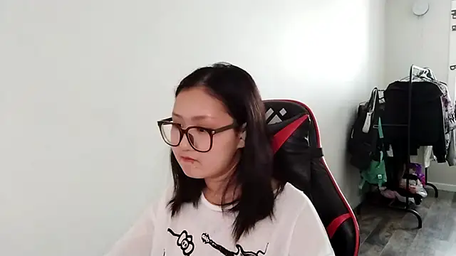 Chat XXX en directo de AdelineCanup