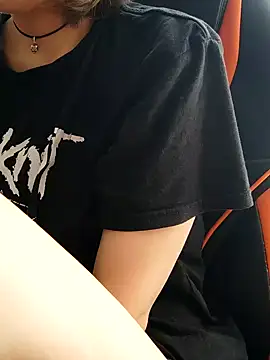 Aashikalaa's Live XXX Chat