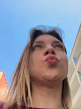 ValenciaShock élő XXX-chatje