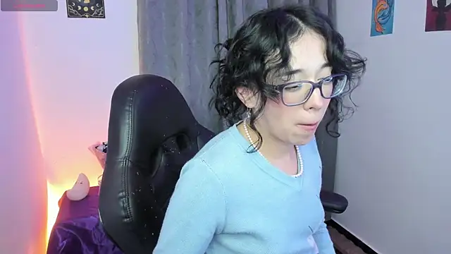 Czat XXX na żywo – indra_cam