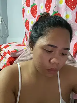 _UrSingleMamiBella_ Chat XXX in diretta