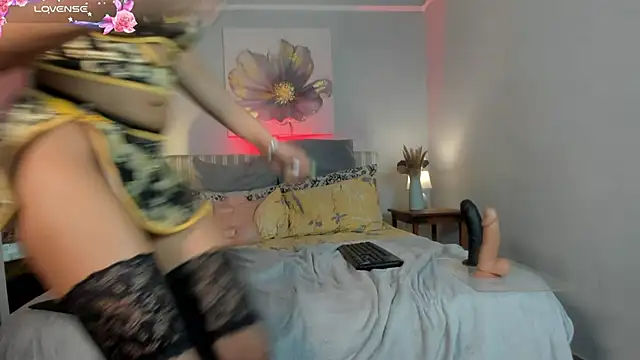 ChelseaQuinn's Live XXX Chat