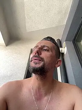 Chatroom XXX en direct de InsaneMattt