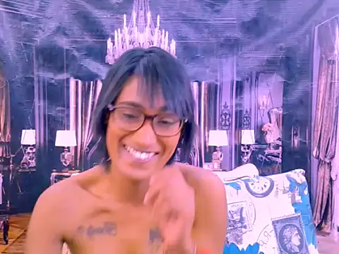 Czat XXX na żywo – IndianRebel4u2Luv