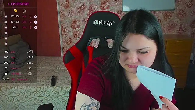 Chatroom XXX en direct de _Alice_Weidel_