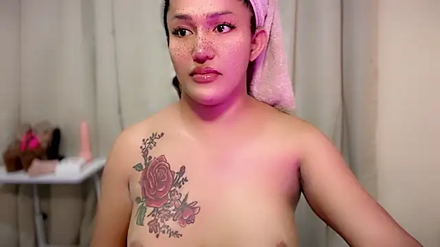 ChloeAsian 现场XXX聊天