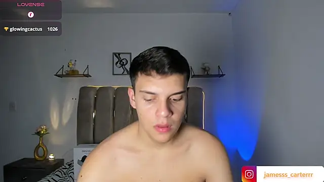 james_carter1 Adlı Modelin Canlı XXX Sohbeti