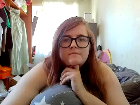 DesireMelissa XXX чат на живо