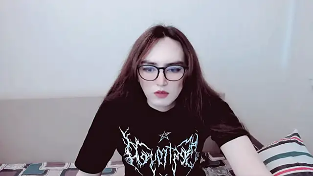 MinniMaksy Adlı Modelin Canlı XXX Sohbeti