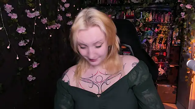 AsheLucker's Live XXX Chat