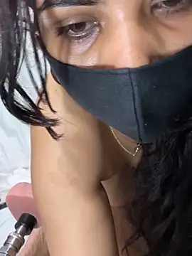 Chat XXX en directo de Joya786