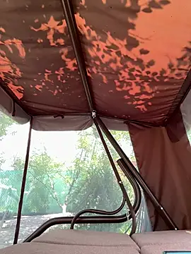 Živý XXX chat -MaybeBaby-