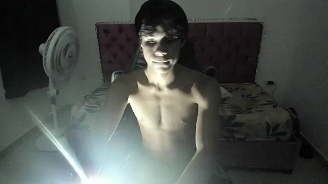 skinny_sam Webcam show