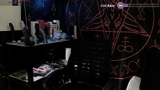 Evil_Queen_666 live XXX chat