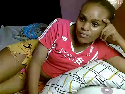 Chat XXX en directo de Queen_petite_