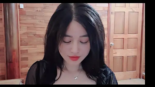 Chatroom XXX en direct de Bee-Cherry