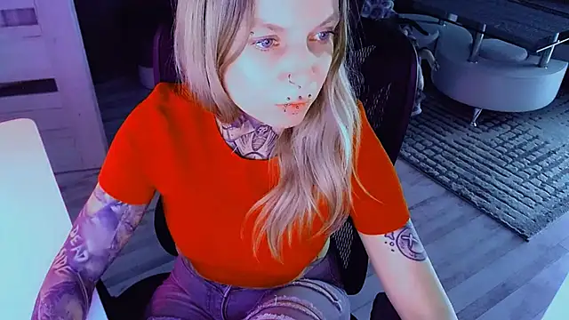 InesGold's Live XXX Chat