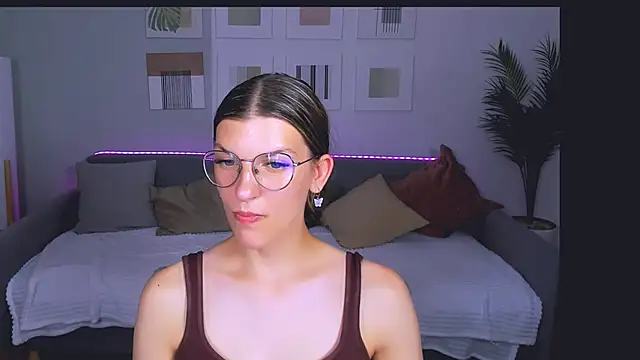 AnnaThorne's Live XXX Chat