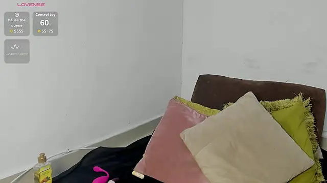 Maya_Graham 现场XXX聊天