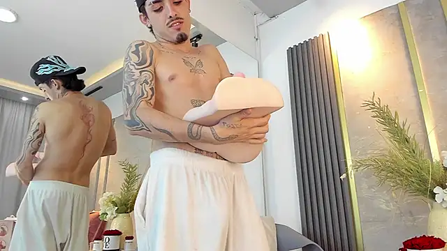 NikoStone_ élő XXX-chatje