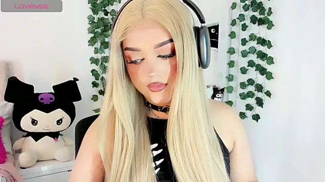 cattriona_muller élő XXX-chatje