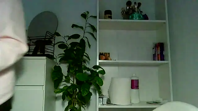 Ms-Lust1- Chat XXX live